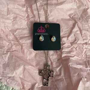 Cross necklace with pierced earrings